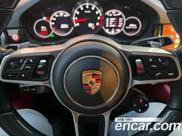 Porsche Cayenne 2022 — Фото 12/13