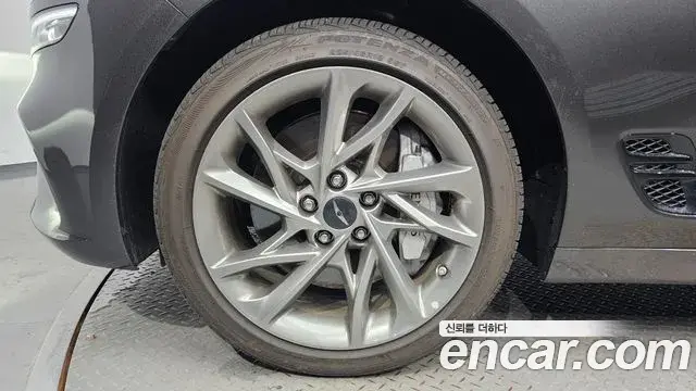 Genesis G70 2026 — Şəkil 19/20