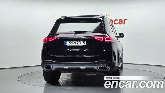 Mercedes-Benz GLE-Class 2023 — Şəkil 23/31