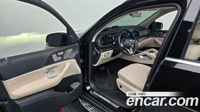 Mercedes-Benz GLE-Class 2023 — Şəkil 7/31