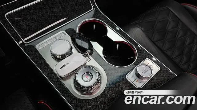 Genesis GV80 Coupe 2024 — Photo 8/20