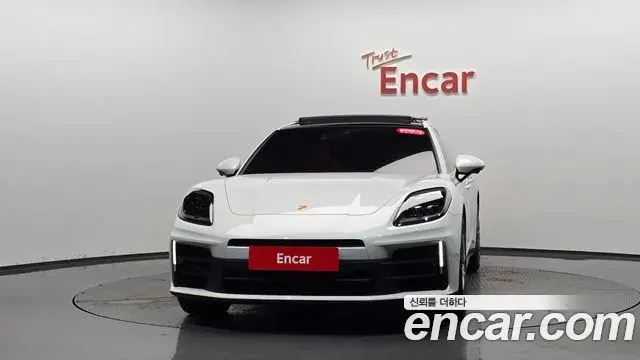 Porsche Panamera 2024 — Photo 32/36