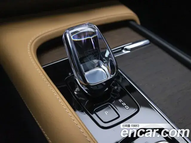 Volvo V90 Cross Country 2023 — ფოტო 5/19