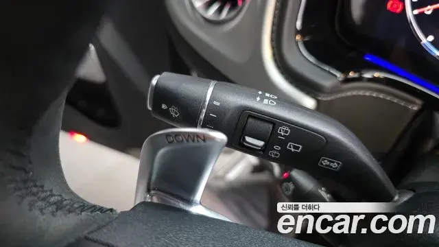 Mercedes-Benz G-Class 2021 — ფოტო 16/20