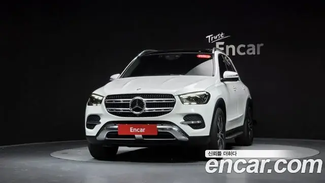 Mercedes-Benz GLE-Class 2024 — Фото 3/20
