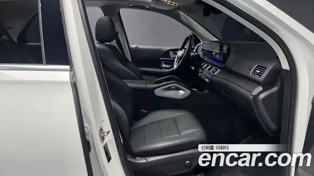 Mercedes-Benz GLE-Class 2024 — Фото 11/20
