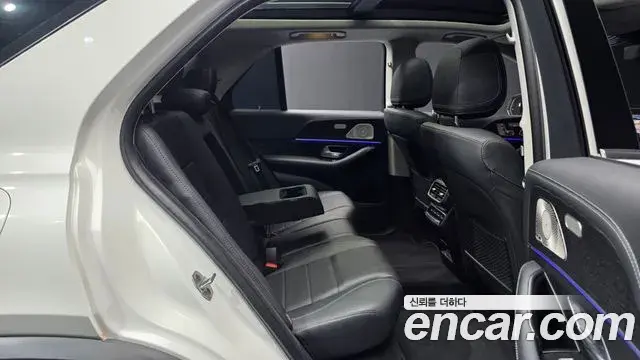 Mercedes-Benz GLE-Class 2024 — Фото 12/20