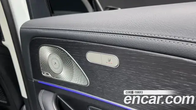 Mercedes-Benz GLE-Class 2024 — Фото 19/20