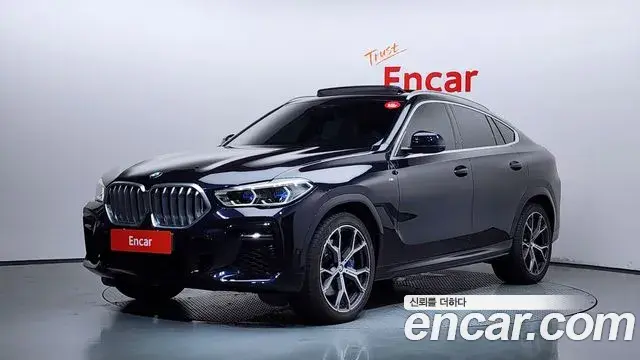 BMW X6 2022 — Photo 12/34