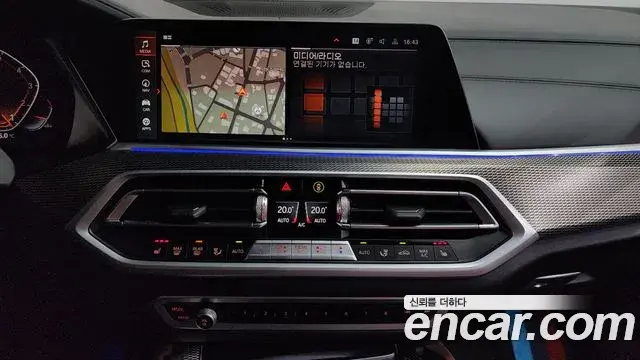 BMW X6 2022 — Photo 13/34
