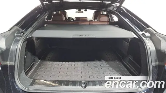 BMW X6 2022 — Photo 31/34