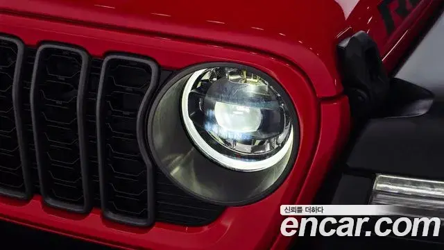 Jeep Wrangler 2025 — Şəkil 29/33
