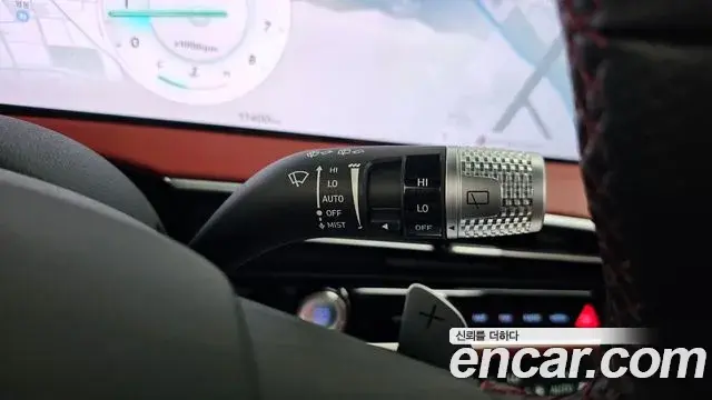 Genesis GV70 2024 — Şəkil 38/44