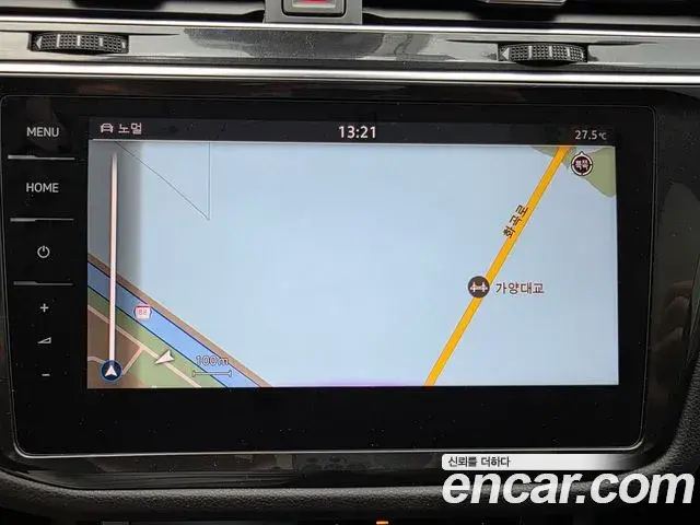 Volkswagen Tiguan 2023 — Photo 7/18