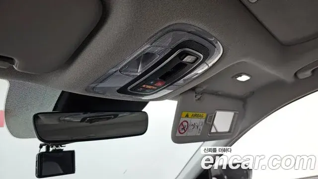 Hyundai The New Avante Hybrid 2022 — Photo 30/35