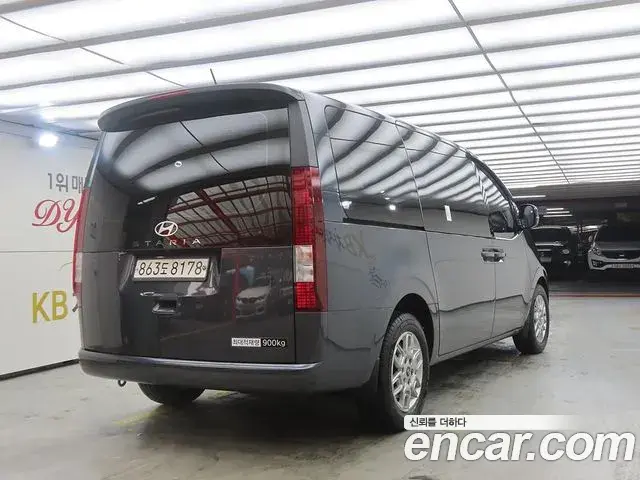 Hyundai Staria 2024 — Фото 3/20