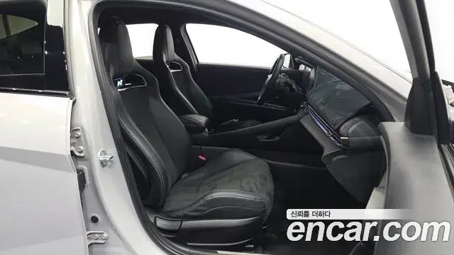 Hyundai The New Avante Hybrid 2023 — Şəkil 26/32