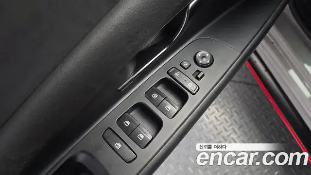 Hyundai The New Avante Hybrid 2023 — Şəkil 28/32