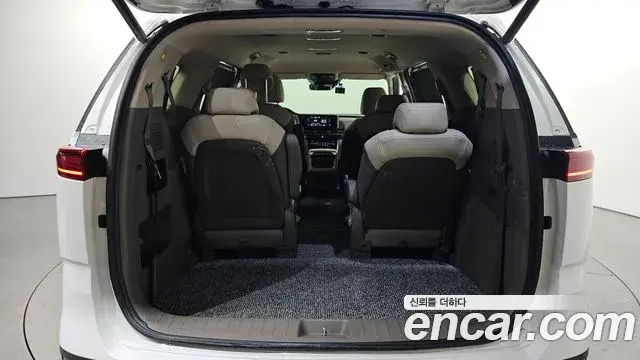 Kia Carnival 2022 — Фото 20/20