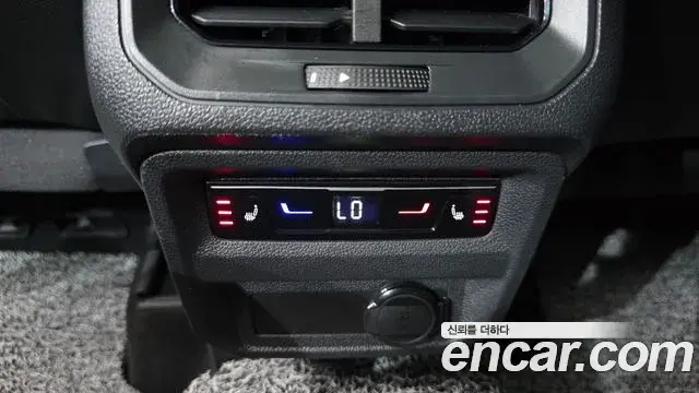 Volkswagen Tiguan 2023 — Photo 20/33
