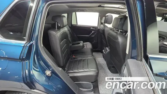 Volkswagen Tiguan 2023 — Photo 11/33