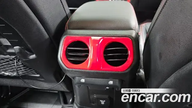 Jeep Wrangler 2021 — Photo 4/28