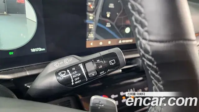 Kia Sportage 2025 — ფოტო 8/37