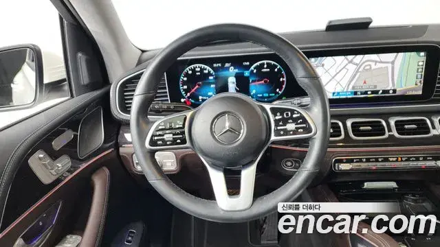 Mercedes-Benz GLE-Class 2022 — Şəkil 16/20