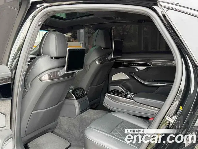Audi S8 2020 — ფოტო 1/20