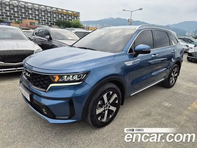 Kia Sorento 2023 — Фото 2/20