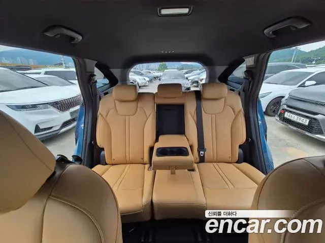 Kia Sorento 2023 — Фото 14/20