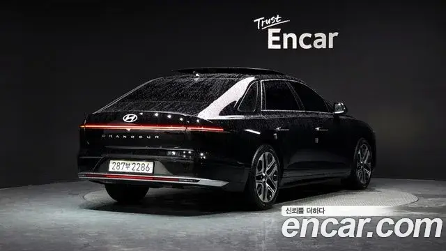Hyundai Grandeur 2023 — Photo 2/20