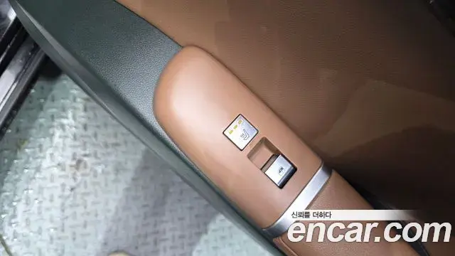 Hyundai Grandeur 2023 — Photo 18/20