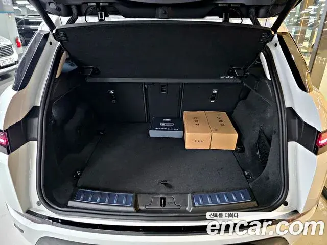 Land Rover Range Rover Evoque 2025 — ფოტო 6/20