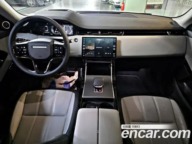 Land Rover Range Rover Evoque 2025 — ფოტო 16/20