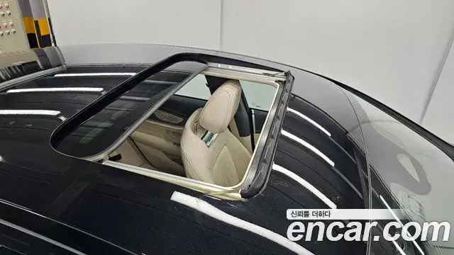 Mercedes-Benz AMG GT 2025 — Фото 11/18