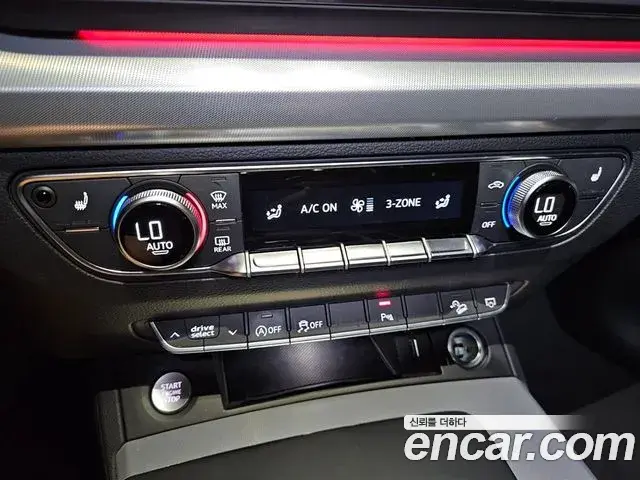Audi Q5 2023 — ფოტო 8/20