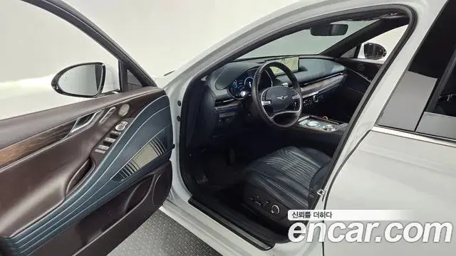 Genesis G80 2020 — Photo 6/20