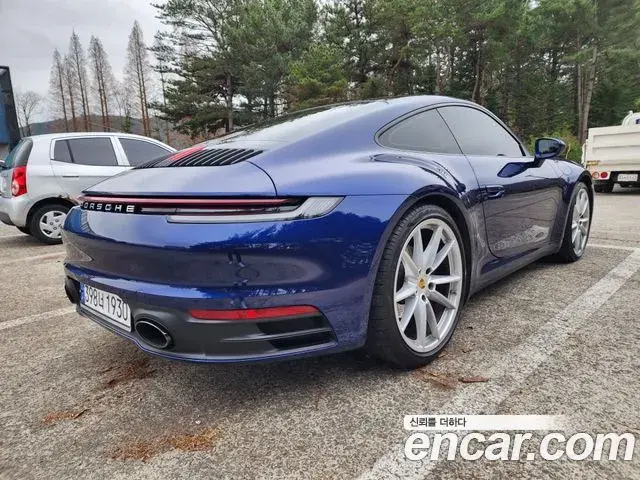 Porsche 911 2020 — ფოტო 6/19