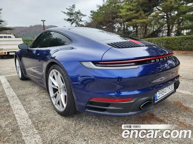 Porsche 911 2020 — ფოტო 3/19