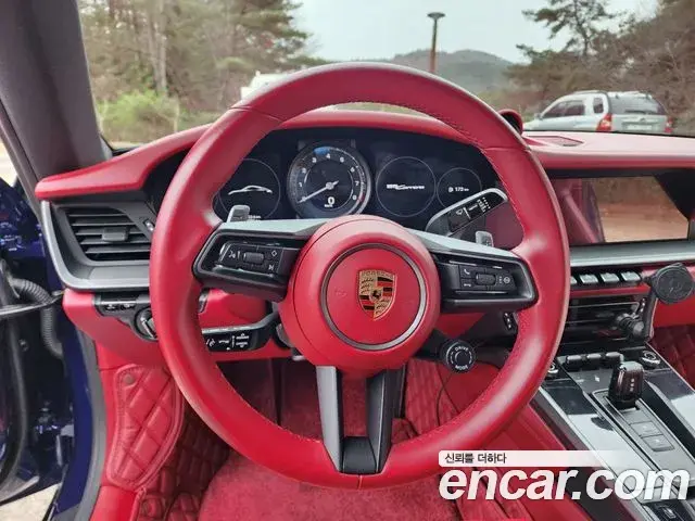 Porsche 911 2020 — ფოტო 5/19