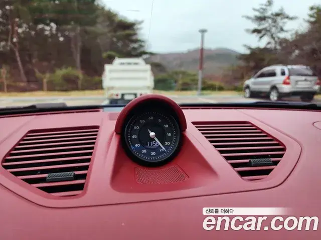 Porsche 911 2020 — ფოტო 12/19