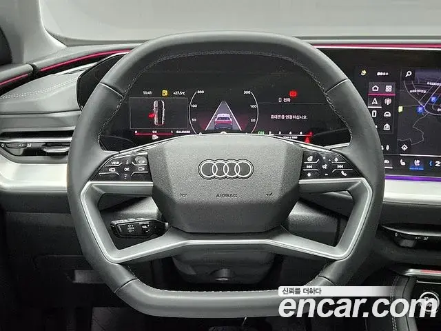 Audi Q5 2025 — Фото 11/20