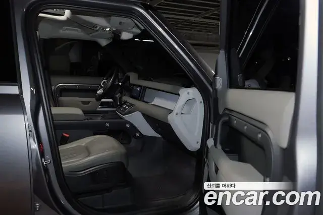 Land Rover Defender 2021 — Şəkil 16/19