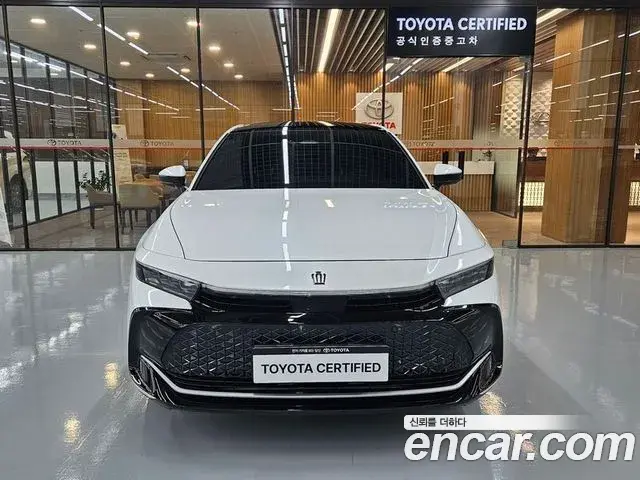 Toyota Crown Crossover 2024 — Şəkil 11/19
