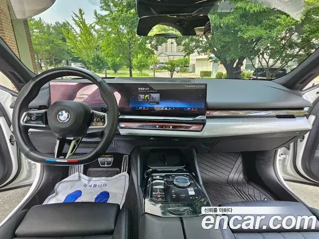 BMW 5 Series 2025 — Şəkil 6/20
