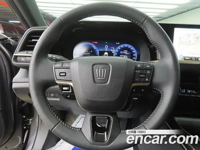 Toyota Crown Crossover 2024 — Photo 11/20