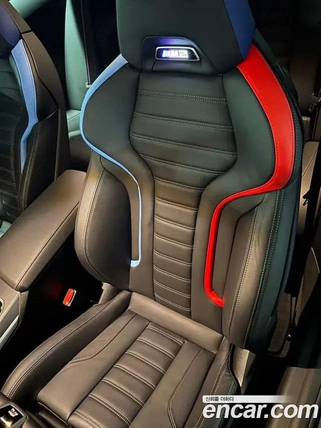 BMW M2 2025 — Photo 3/6