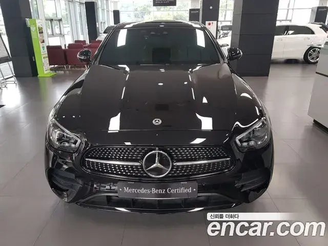 Mercedes-Benz E-Class 2022 — Şəkil 14/18