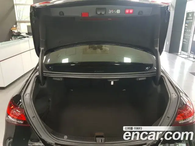 Mercedes-Benz E-Class 2022 — Şəkil 6/18
